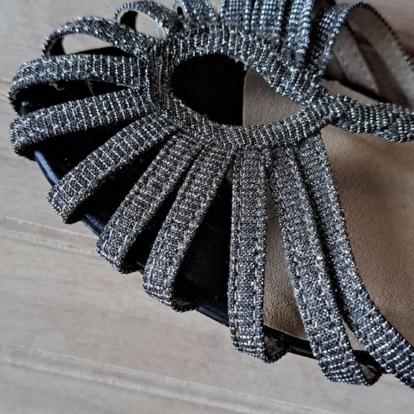 G.C Metallic Silver Sparkle Glam Retro Vintage Inspired Ankle Strap T-Strap Flat - Picture 9 of 11